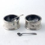 866 3026 SALT CELLAR